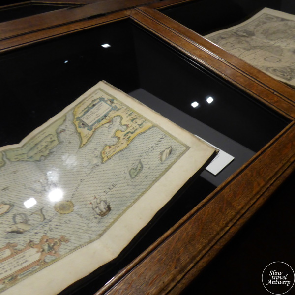 Museum Plantin-Moretus Antwerpen - kaarten en atlassen in vaste tentoonstelling Museum Plantin-Moretus Antwerpen - kaarten en atlassen in vaste tentoonstelling